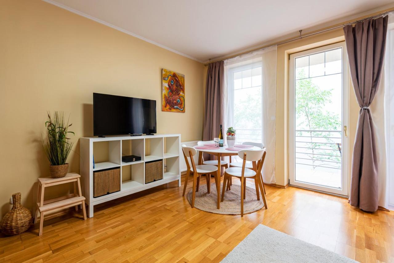 Apartment Pesti Apartment&free Parking